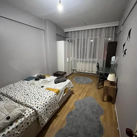 Kadikoy Merkezde Denize Yakin 3 Yatak Odali Daire דירה איסטמבול